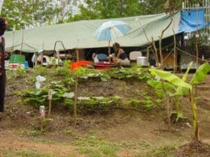 20090101_2065758049_wp_refugees_png_web25